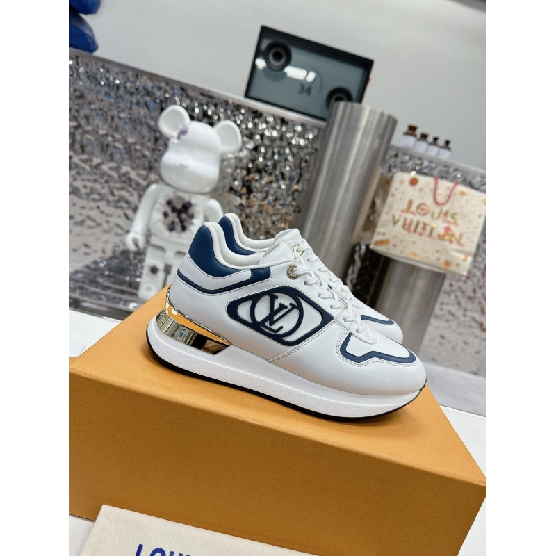 l**is V*t*n sneakers